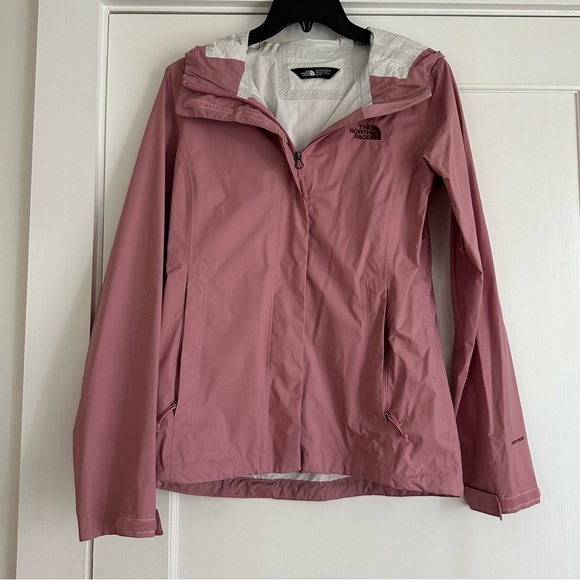 The North Face Pink Women's Jacket - Picture 4 of 8